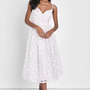 Lulu's White Floral Appliqué Midi Dress